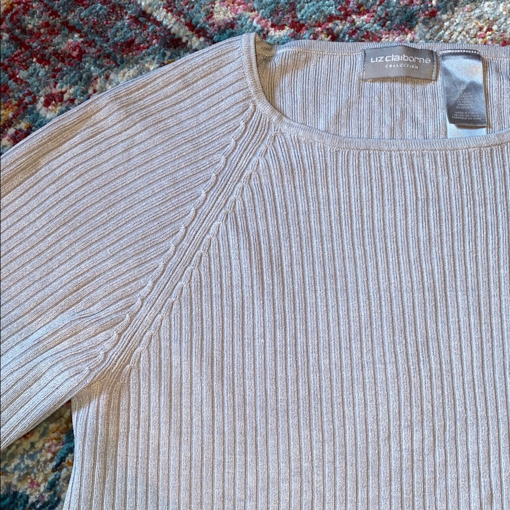 Light Grey Short Sleeve Ribbed Top - Picture 2 of 5